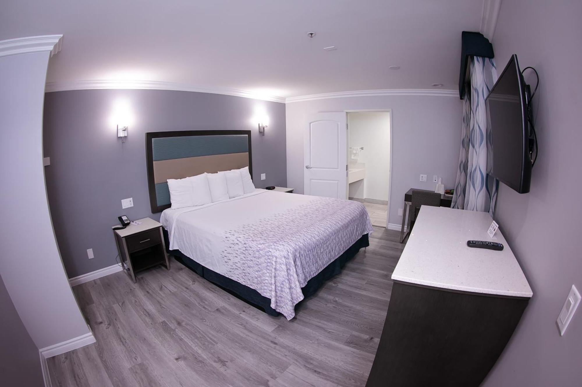 Travelodge Inn & Suites By Wyndham West Covina Oda fotoğraf